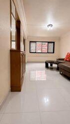 Blk 221 Kovan Green (Hougang), HDB Executive #584889501